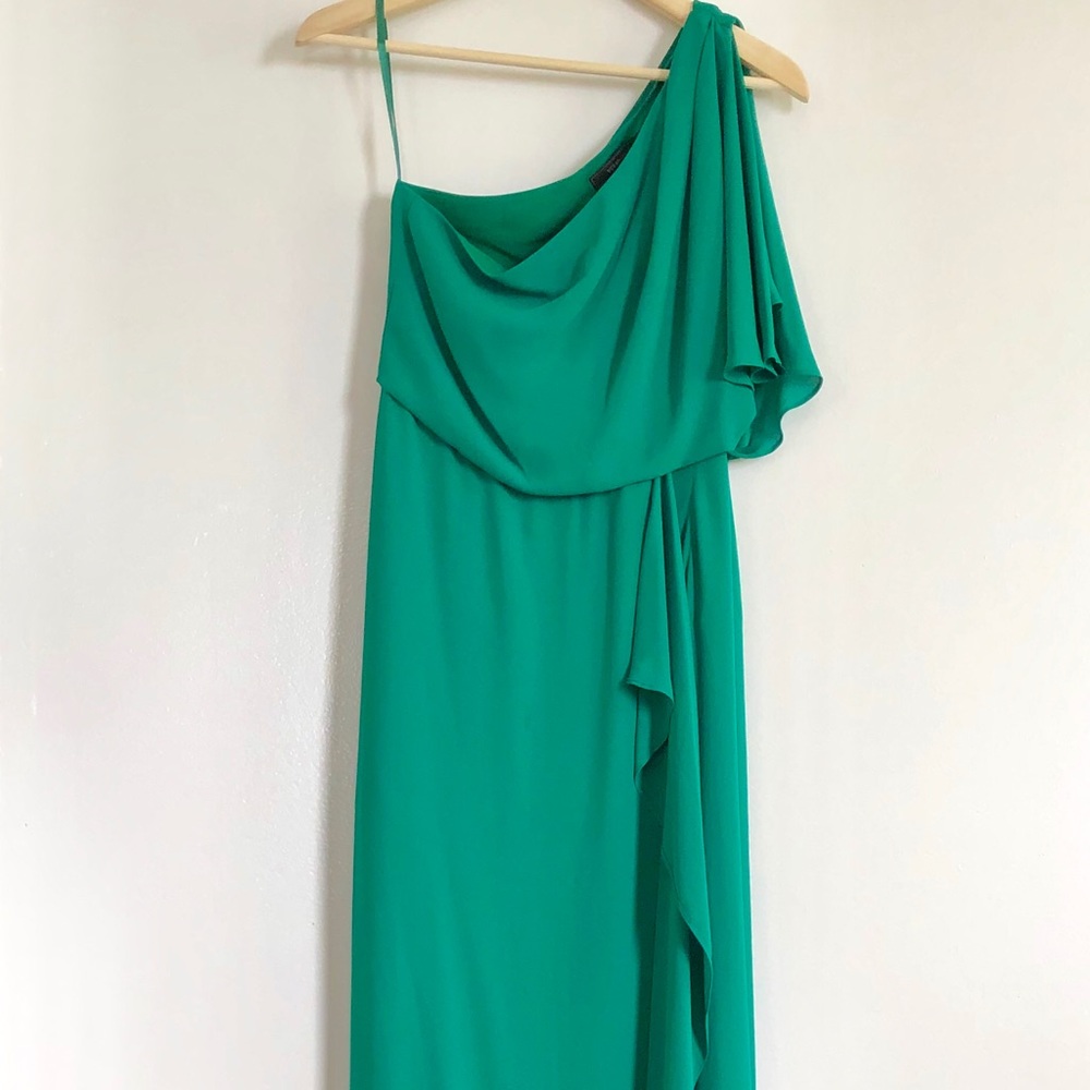 BCBGMAXAZRIA GREEN KENDAL GOWN